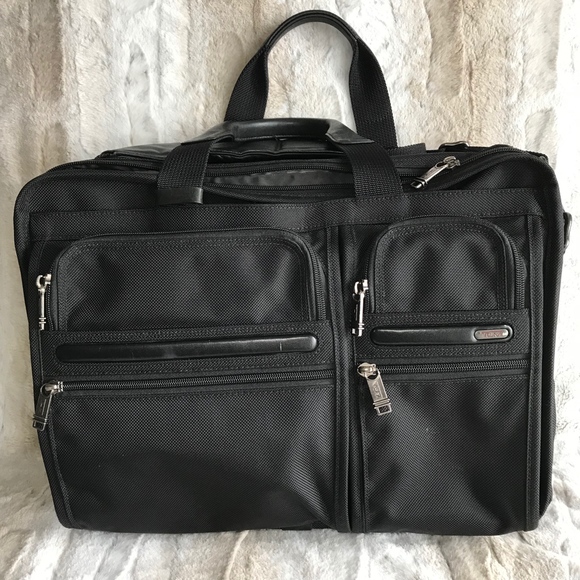 tumi computer brief